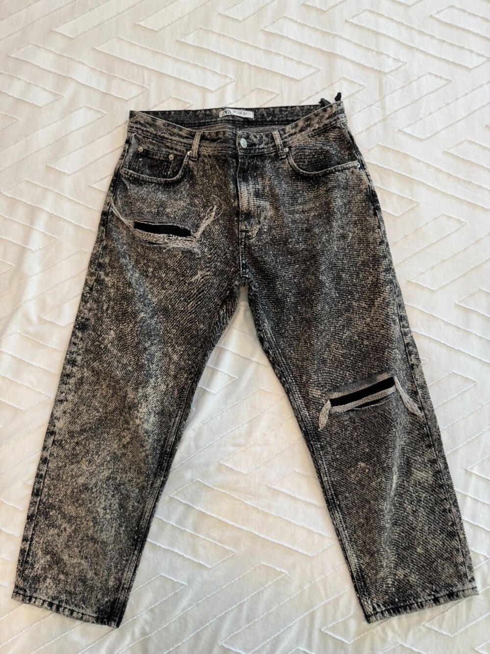 Zara Man Acid Wash Distressed Jeans Size 34
